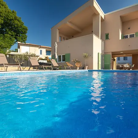 빌라 Olive Ocean With Pool And Seaview Sveti Anton (Krk)