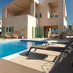 Villa Olive Ocean With Pool And Seaview Sveti Anton (Krk)