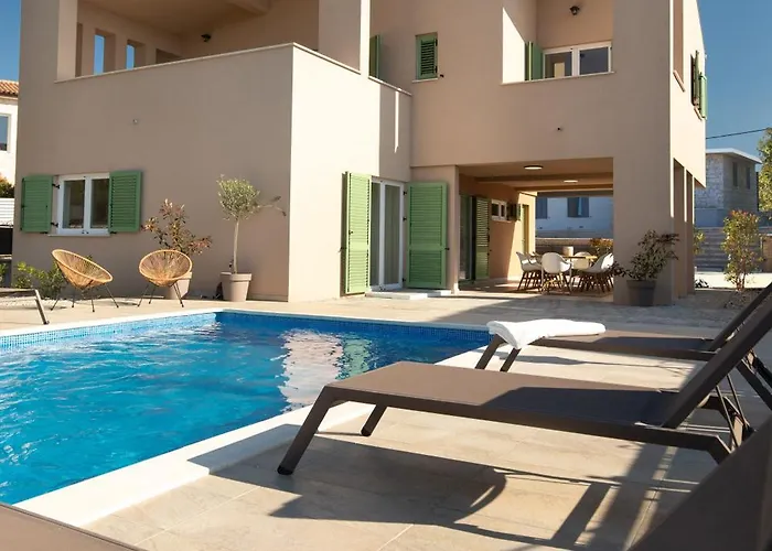 Vila Olive Ocean With Pool And Seaview Sveti Anton (Krk)