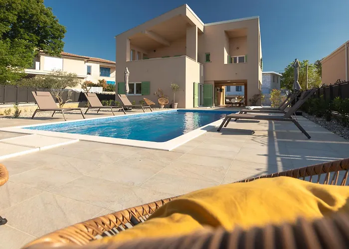 Olive Ocean With Pool And Seaview Vila